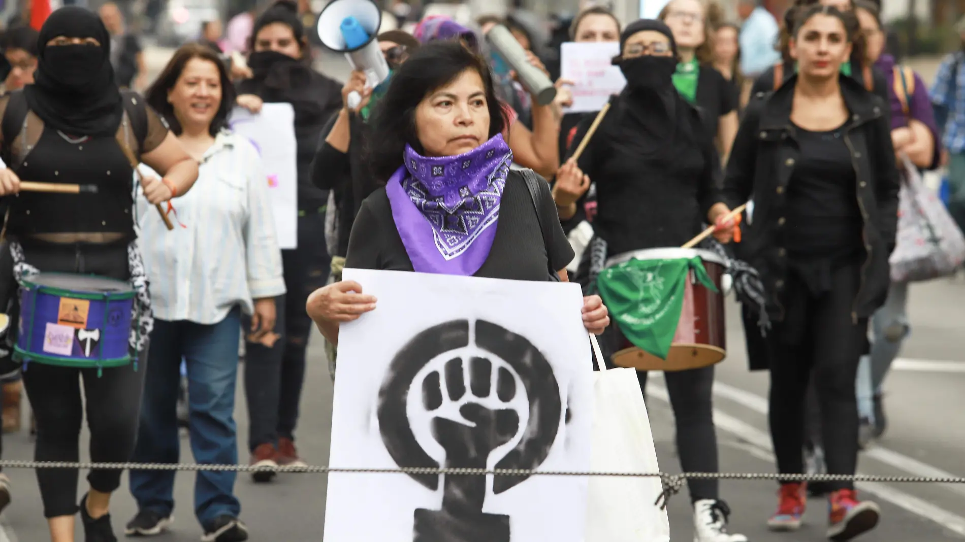 MARCHA FEMINISTA alejandro aguilar(10)